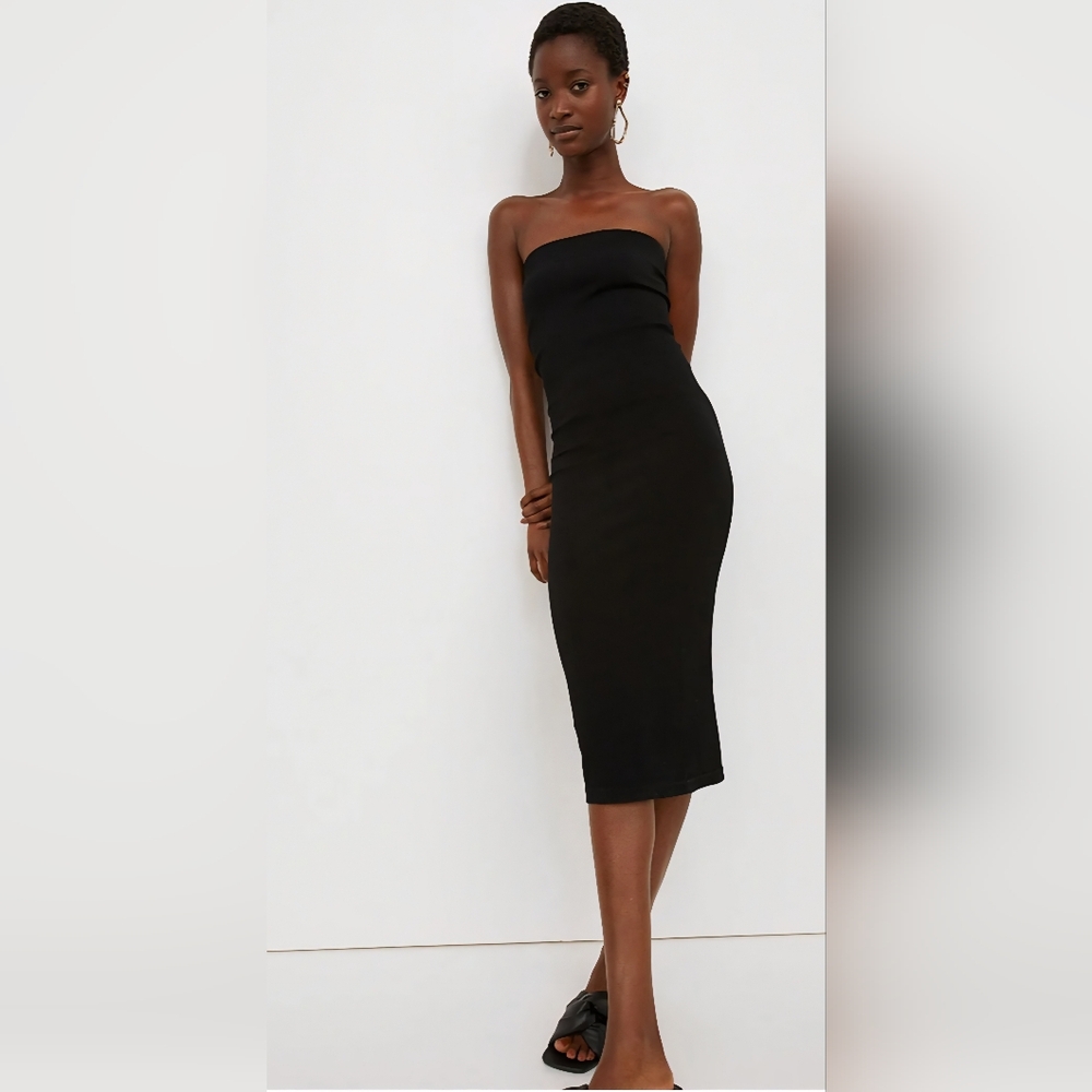 Chic Black Strapless Midi Dress